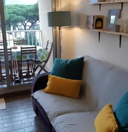 T2 Duplex Port De Apartment *